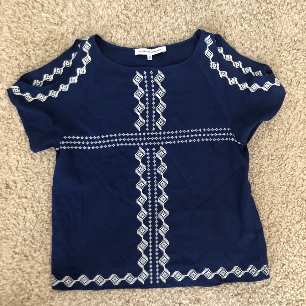 Cupcakes & Cashmere Cold Shoulder Blouse